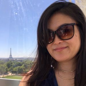 Meet your Posher, Aki